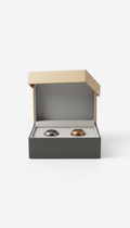 Signature onyx & champagne gift box